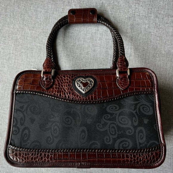 Brighton Weekend Travel Cosmetic Case - Picture 1 of 11